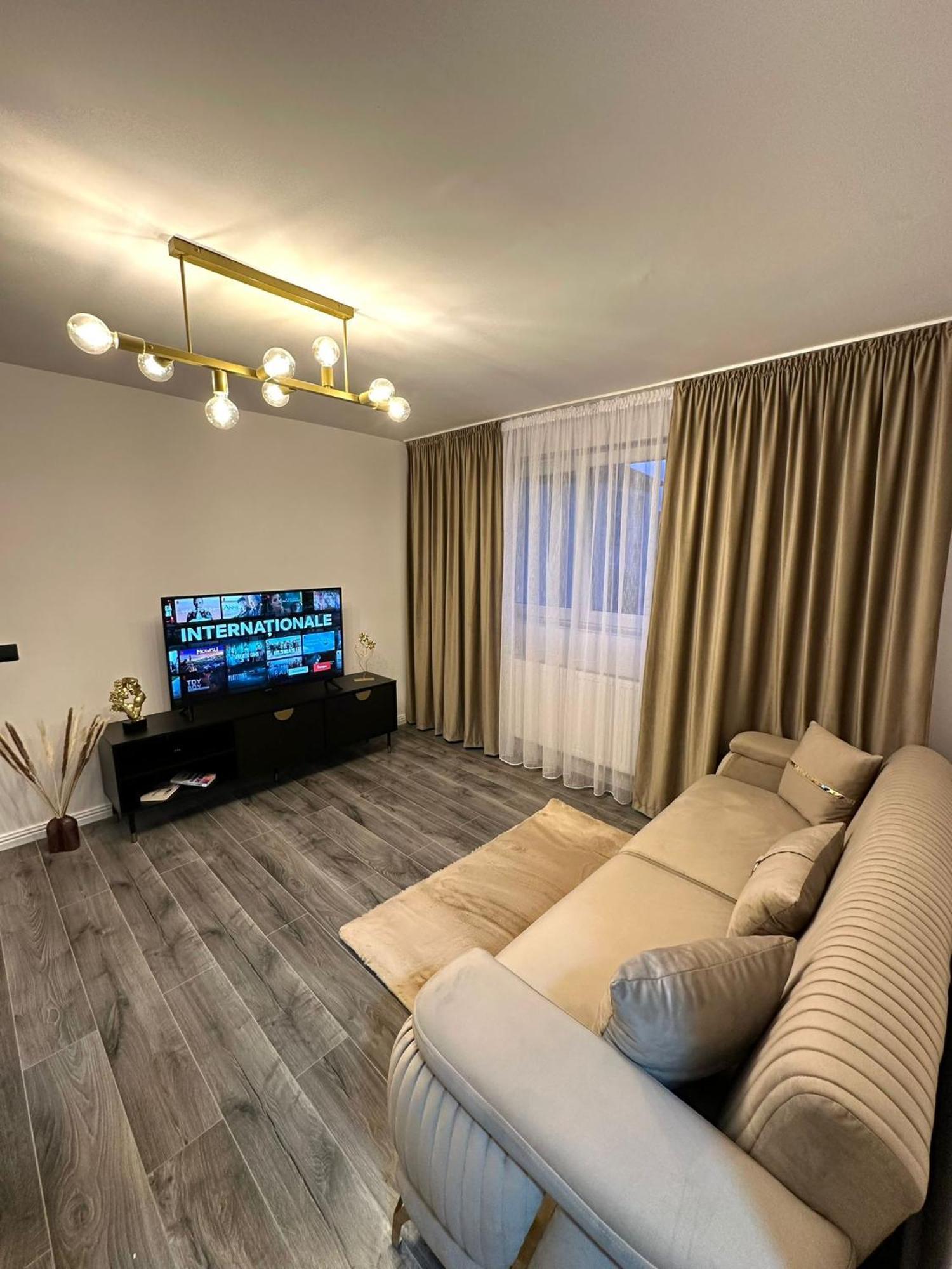 Evelyn Apartment Bistrita  Ngoại thất bức ảnh